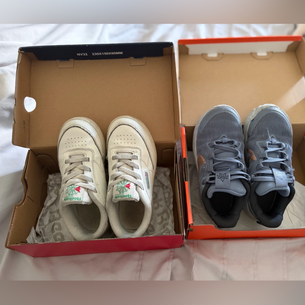 Reebok Kids Sneakers - Cream and Gray